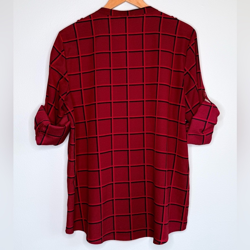 Calvin Klein Epaulette Shadow Windowpane Button-Down Shirt With Roll Tab Sleeve - Picture 4 of 8